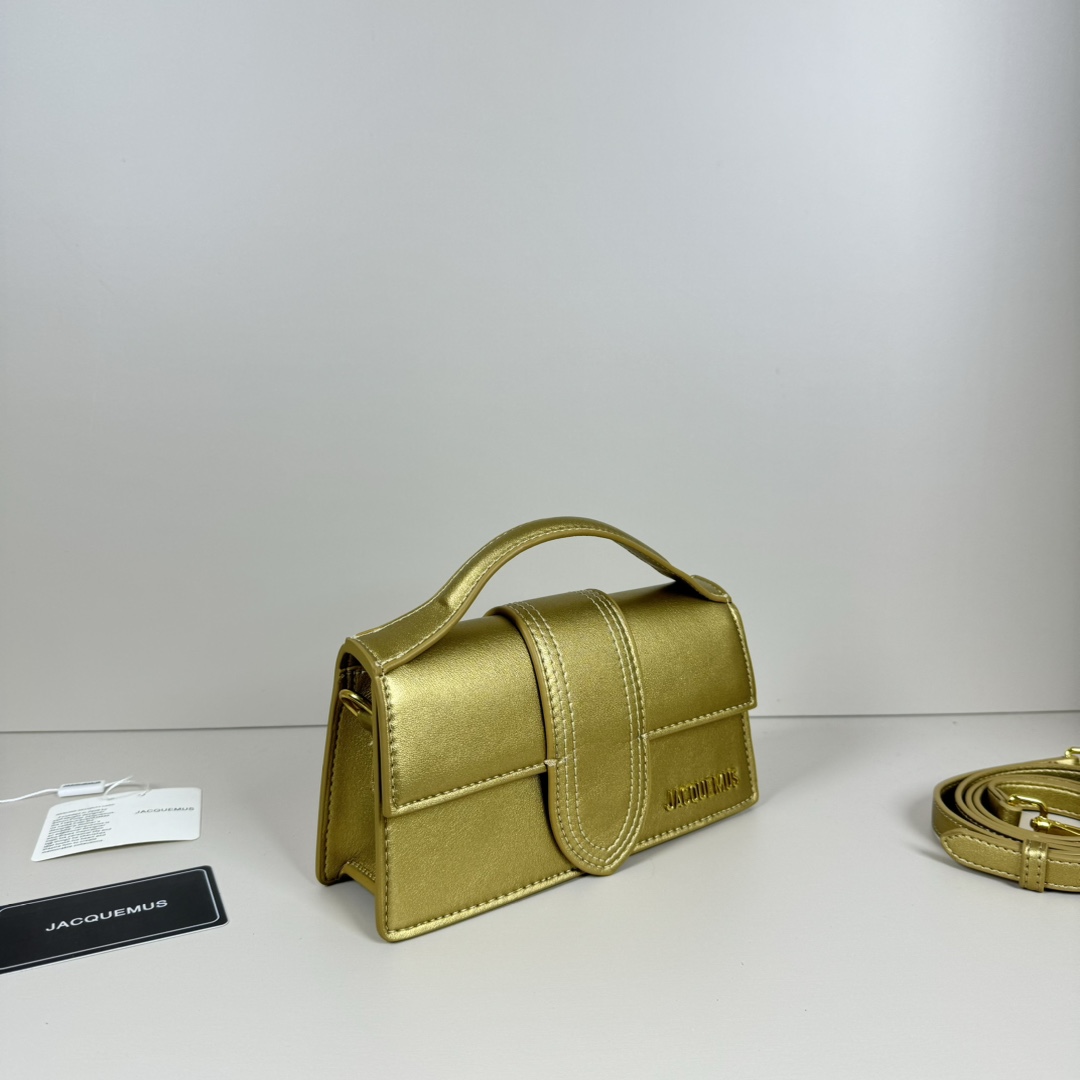 Jacquemus Satchel Bags